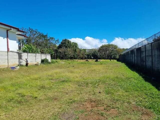 #32 - Terreno para construcción para Venta en San Pablo - H