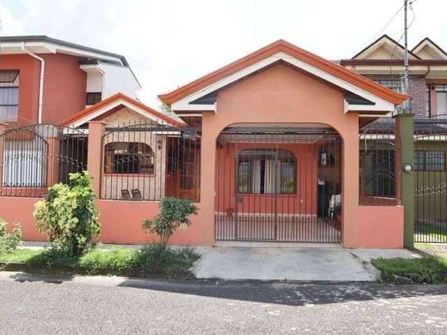 Casa para Venta en Perez Zeledon - 1